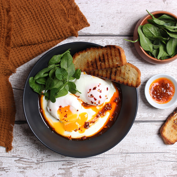 Turkish Style Eggs (Cilbir) Recipe | EasiYo Yogurt Europe - EasiYo EU