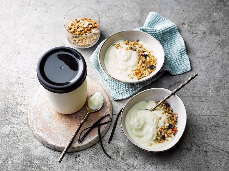 EasiYo Black Yoghurt Maker (1kg) Starter Pack | Includes 4 Sachets of Yogurt Greek Style Natural, Strawberry, Vanilla and Greek Style with Coconut Bits